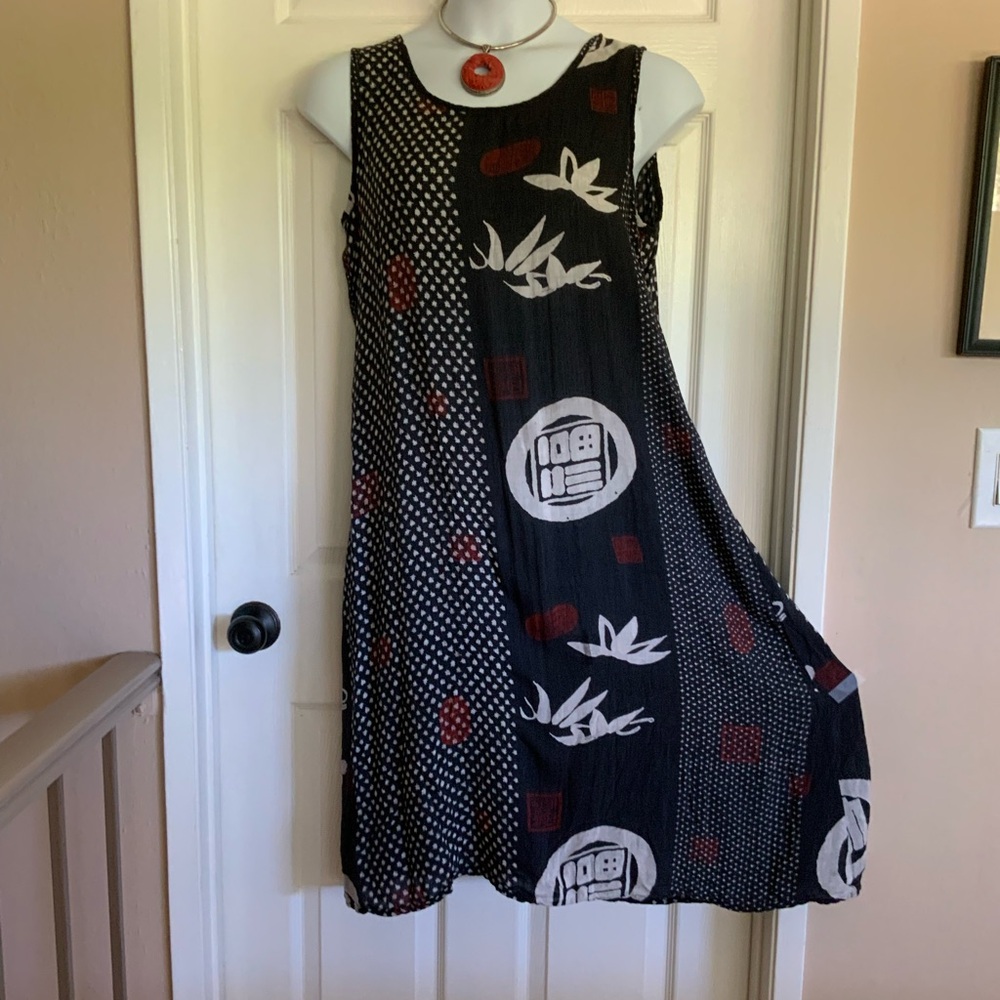 CUPCAKE INTERNATIONAL..dress